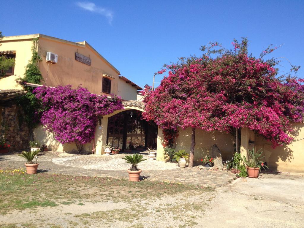 Il Ruscello Villa SantʼAnna Arresi Buitenkant foto